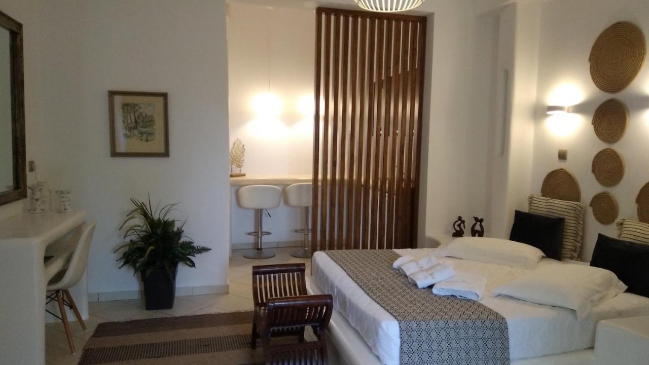 Valena Mare Suites & Apartments Pláka Eksteriør billede