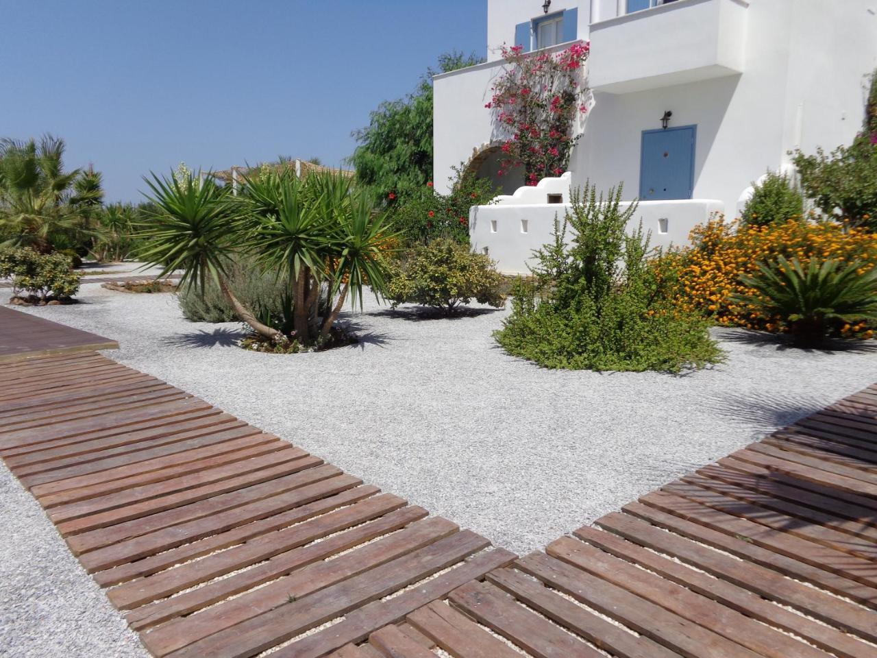 Valena Mare Suites & Apartments Pláka Eksteriør billede
