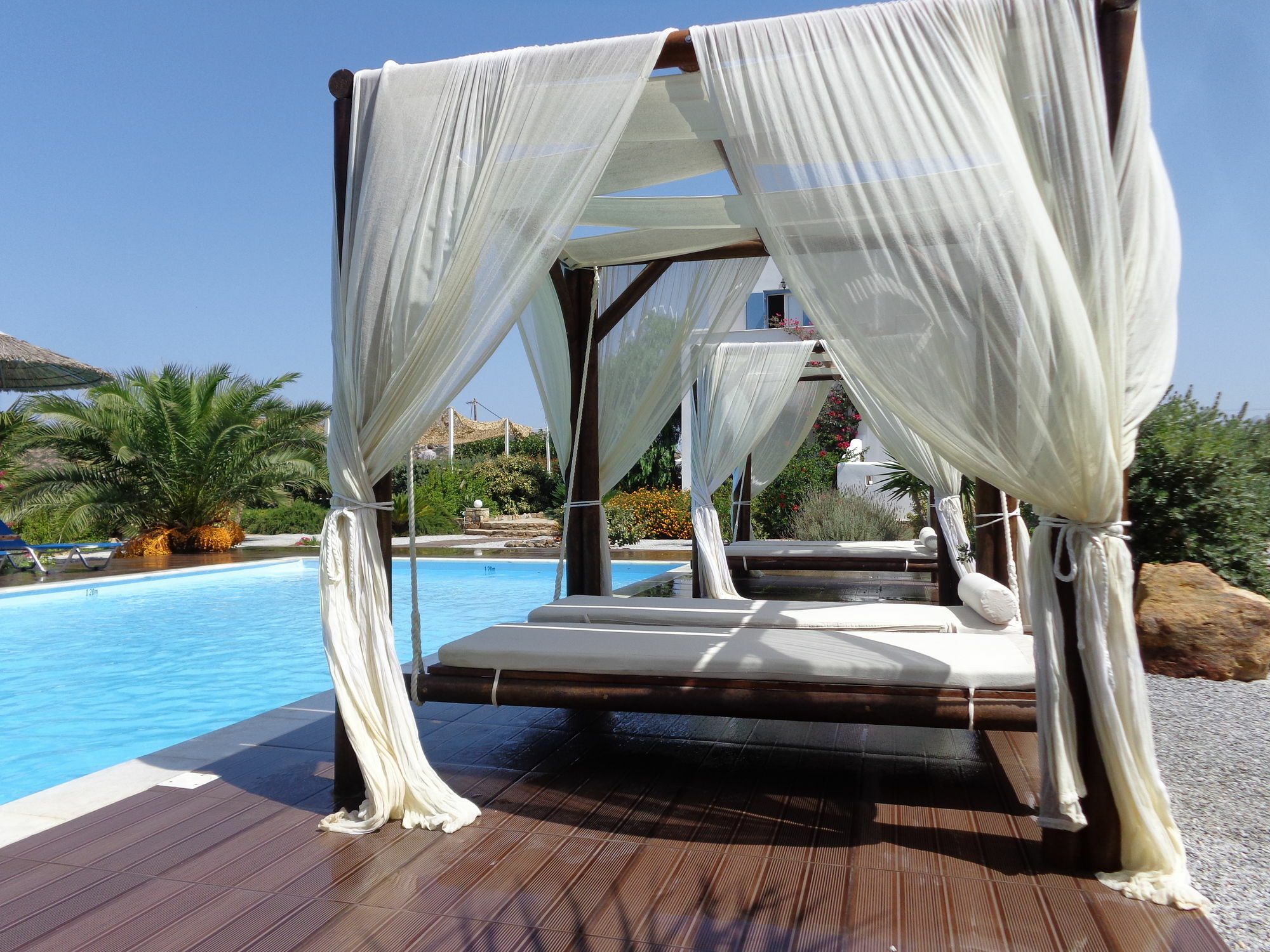 Valena Mare Suites & Apartments Pláka Eksteriør billede